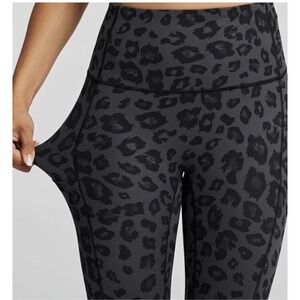 Athlux Womens Size Gray Black‎ Animal Prints Legging Pants Size Xl  14-16